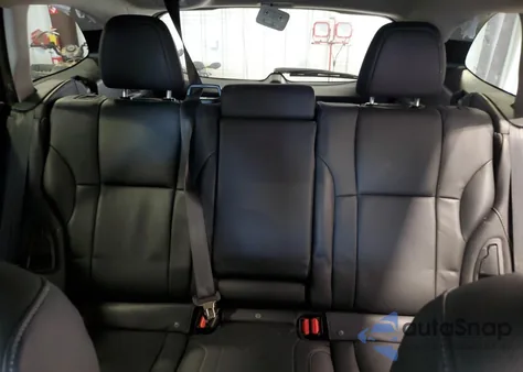 2023 Subaru Outback Touring z USA, uszkodzony, nr VIN 4S4BTGPD2P3197372